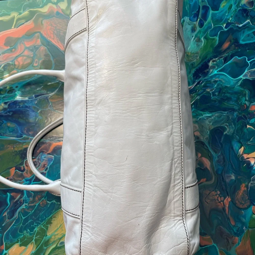 Miu Miu white leather hobo bag - Picture 15 of 15